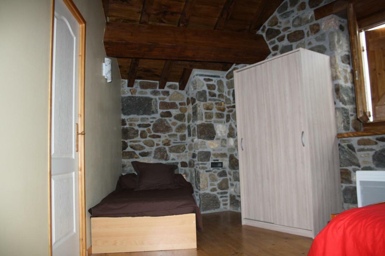 La Forge D'Andribet Villa Axiat Exterior photo